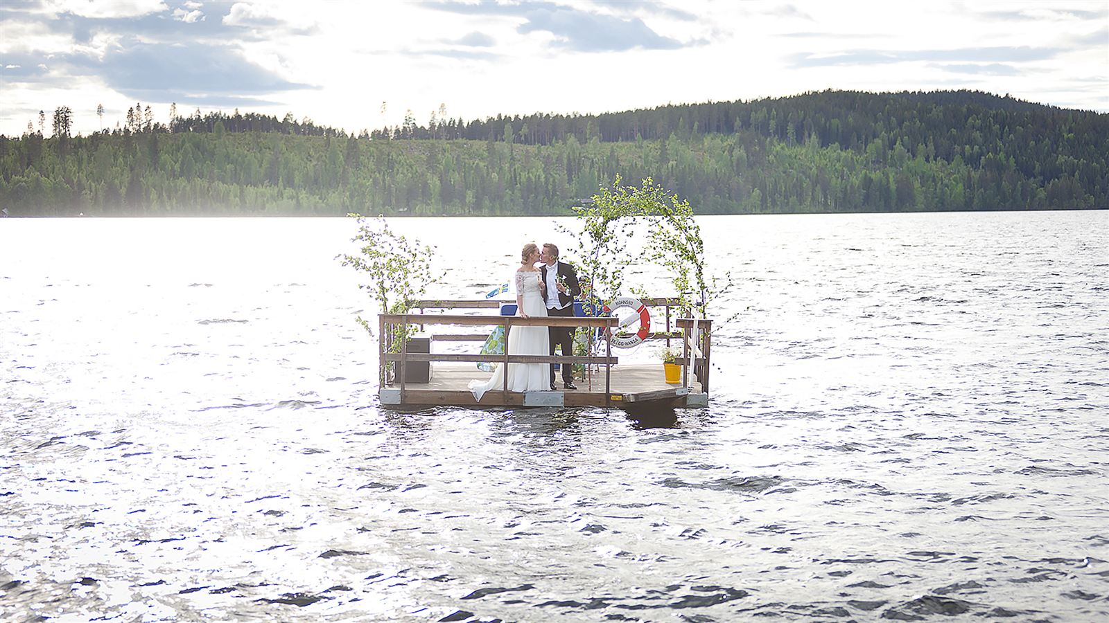 Summer wedding at Sörbyn Lodge